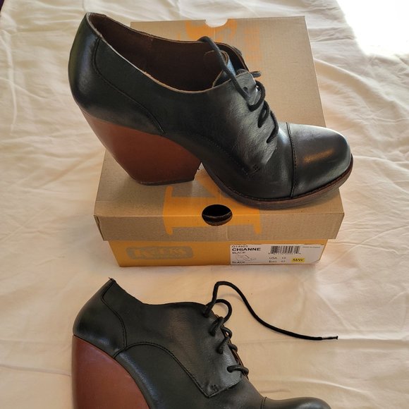 Kork-Ease Shoes - Kork-Ease - Wedge Heel, Lace-Up Booties - Size 10